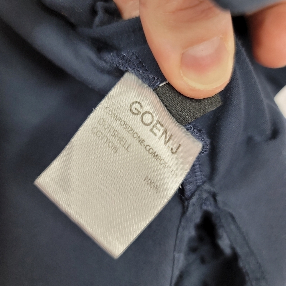 Goen. J Disconnect Ruffle Top - Picture 8 of 9